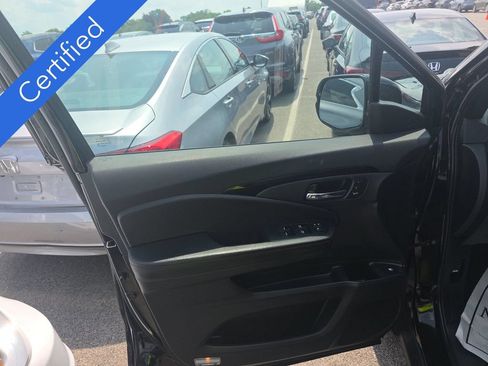 Used 2023 Honda Ridgeline Black Edition image 14