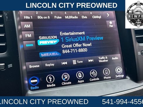 Used 2018 Chrysler 300 Limited image 16