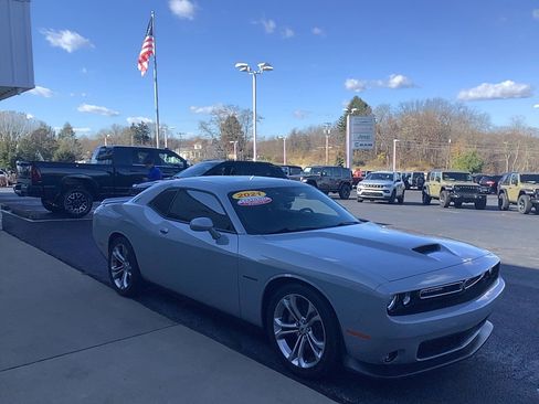 Certified 2021 Dodge Challenger R/T w/ Cold Weather Group image 3