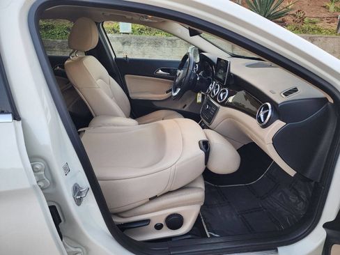 Used 2016 Mercedes-Benz GLA 250 image 23