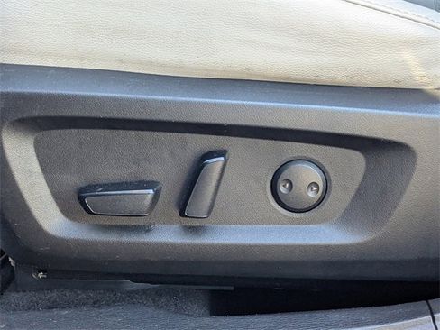 Used 2022 Mitsubishi Outlander SEL image 18