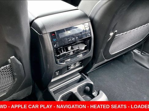 Used 2023 Jeep Grand Cherokee L Limited AWD/4WD image 10
