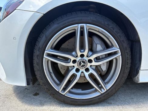 Used 2018 Mercedes-Benz E 400 Cabriolet image 4