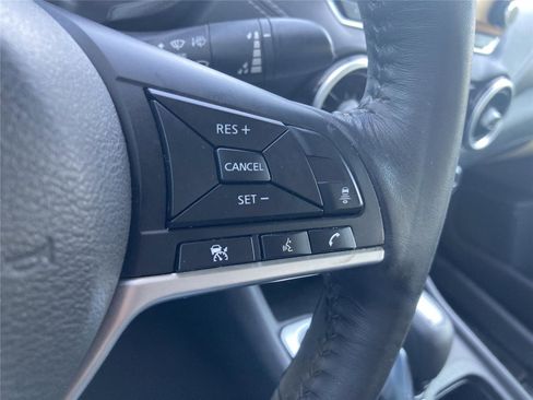 Used 2020 Nissan Sentra SV image 21