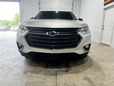 Used 2020 Chevrolet Traverse Premier w/ Redline Edition AWD/4WD image 3