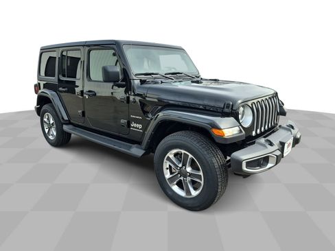 Used 2023 Jeep Wrangler Sahara w/ Cold Weather Group image 2