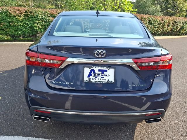 Used 2016 Toyota Avalon Limited w/ Toyota Safety Sense Package FWD image 5
