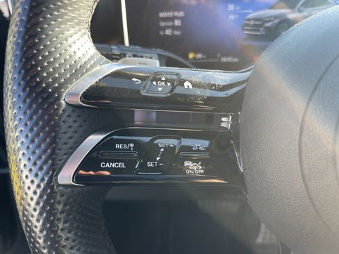 Certified 2023 Mercedes-Benz GLC 300 4MATIC image 19