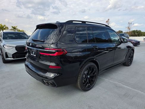 New 2026 BMW X7 M60i image 4