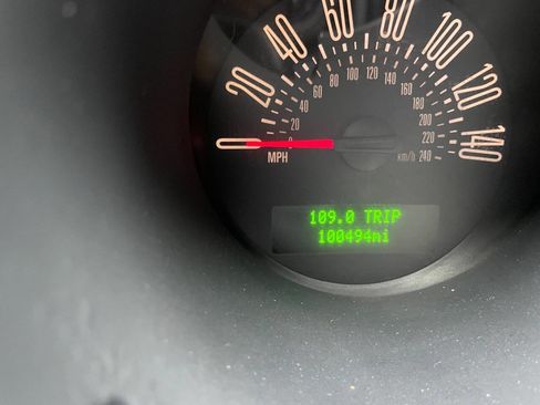 Used 2006 Ford Mustang GT Premium image 34