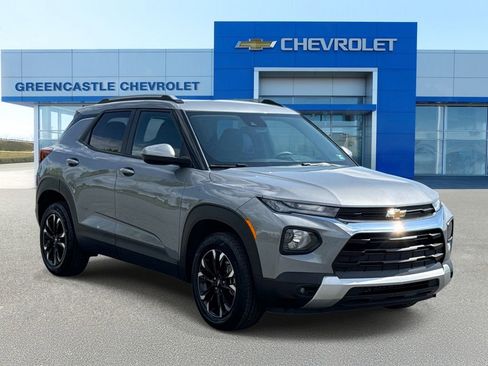 Used 2023 Chevrolet TrailBlazer LT AWD/4WD image 1