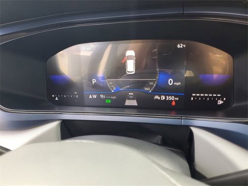 Used 2024 Volkswagen Taos SE image 19