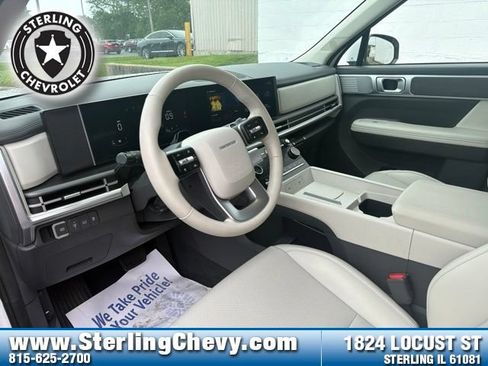 Used 2026 Hyundai Santa Fe SEL AWD/4WD image 10