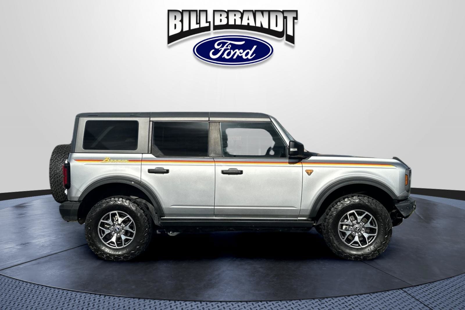 Used 2024 Ford Bronco Badlands AWD/4WD image 2