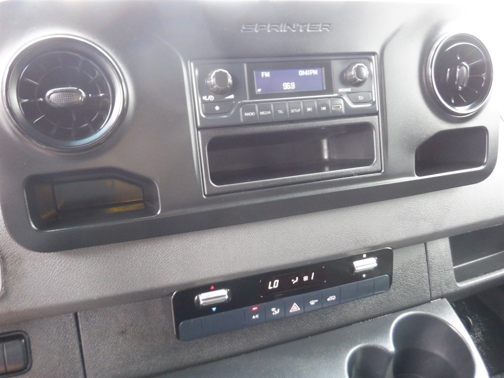 Used 2022 Mercedes-Benz Sprinter 2500 image 20