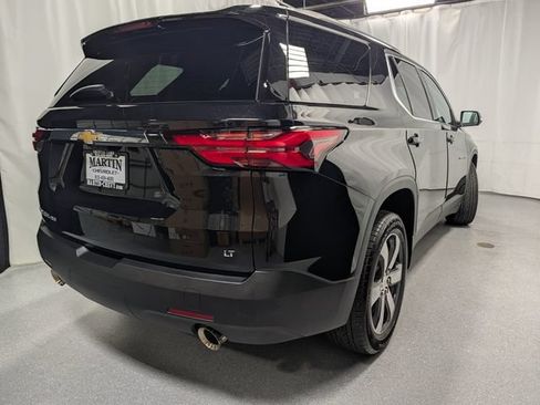 Certified 2023 Chevrolet Traverse LT w/ LT Premium Package AWD/4WD image 3