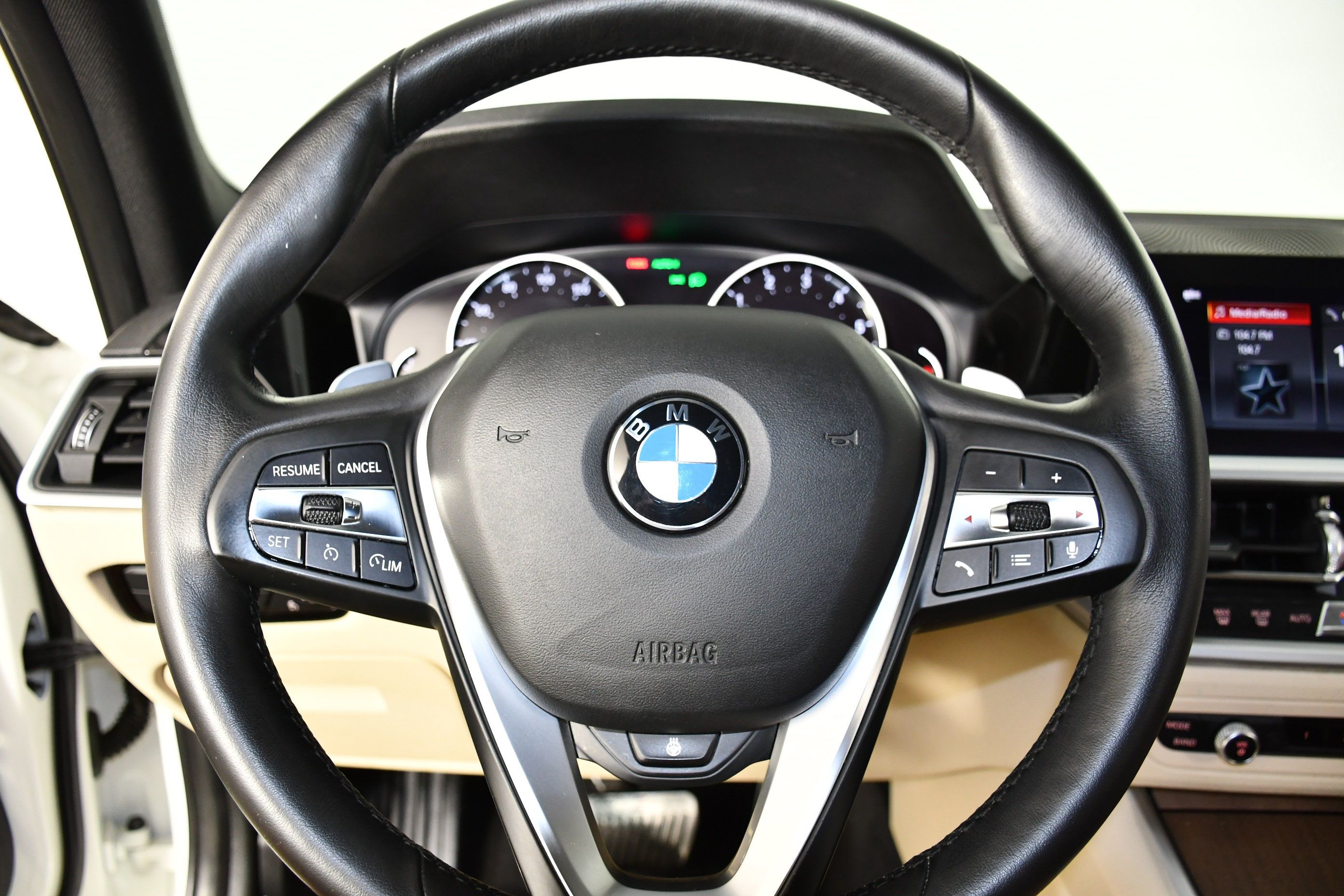 Used 2019 BMW 330i xDrive Sedan w/ Driving Assistance Package AWD/4WD image 19