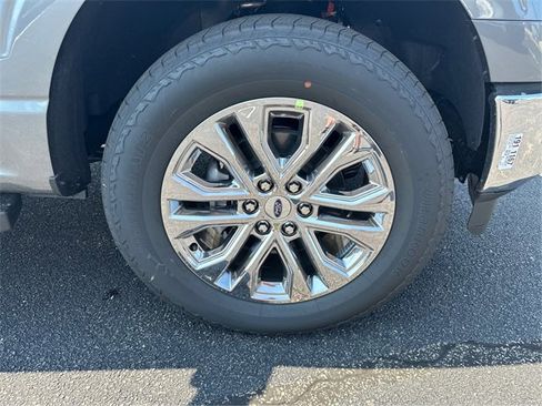 New 2025 Ford F150 XLT w/ Equipment Group 302A MID image 12