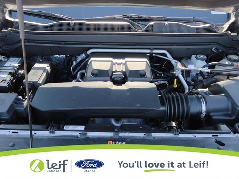 Used 2024 Chevrolet Colorado Trail Boss w/ Technology Package image 33