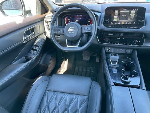 Certified 2023 Nissan Rogue Platinum w/ Platinum Premium Package AWD/4WD image 12