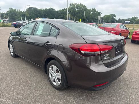 Used 2018 Kia Forte LX FWD image 7