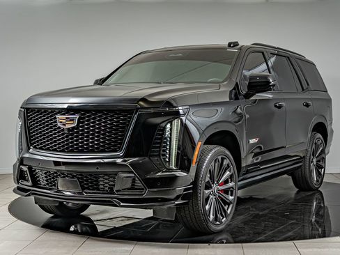 Used 2025 Cadillac Escalade V AWD/4WD image 1
