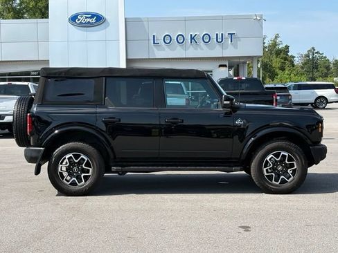 Used 2023 Ford Bronco Outer Banks AWD/4WD image 6