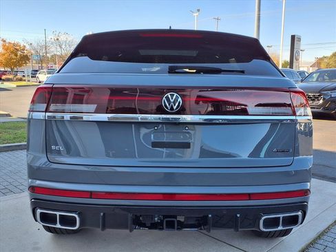 New 2026 Volkswagen Atlas Cross Sport SEL Premium R-Line image 10