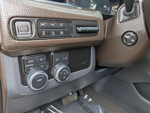 Used 2023 GMC Yukon Denali w/ LPO, Floor Liner Package image 17