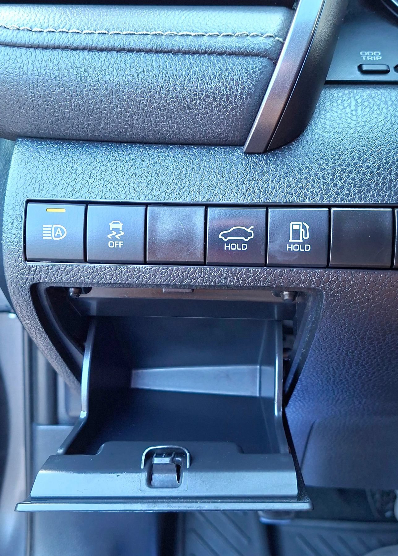 Used 2023 Toyota Camry SE FWD image 27
