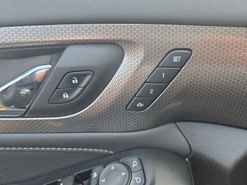 Certified 2024 Chevrolet Traverse Premier w/ Redline Edition FWD image 24