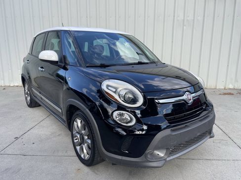 Used 2015 FIAT 500L Trekking FWD image 1