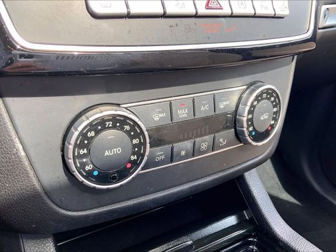 Used 2017 Mercedes-Benz GLS 450 4MATIC image 35