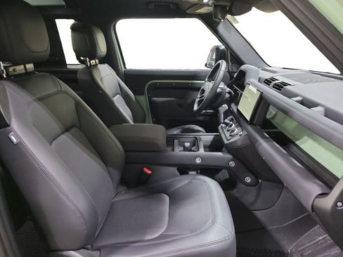 Used 2023 Land Rover Defender 110 75th Limited Edition image 29