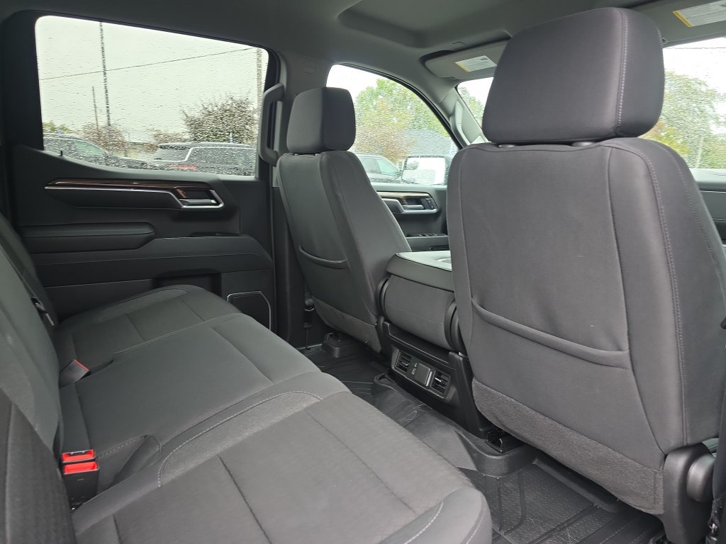 Used 2026 Chevrolet Silverado 1500 RST w/ RST Select Package AWD/4WD image 11
