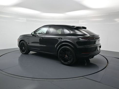 New 2026 Porsche Cayenne E-Hybrid Coupe image 3