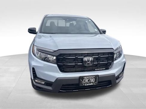 Used 2025 Honda Ridgeline Black Edition image 6