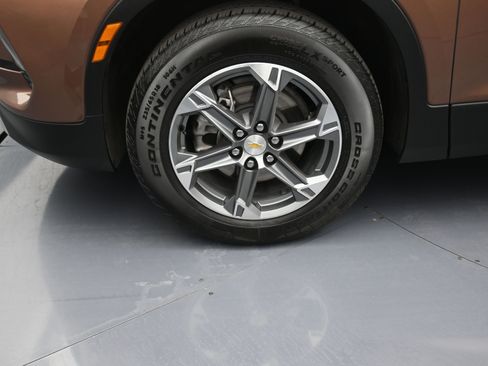 Used 2023 Chevrolet Blazer LT w/ Sound & Technology Package image 10