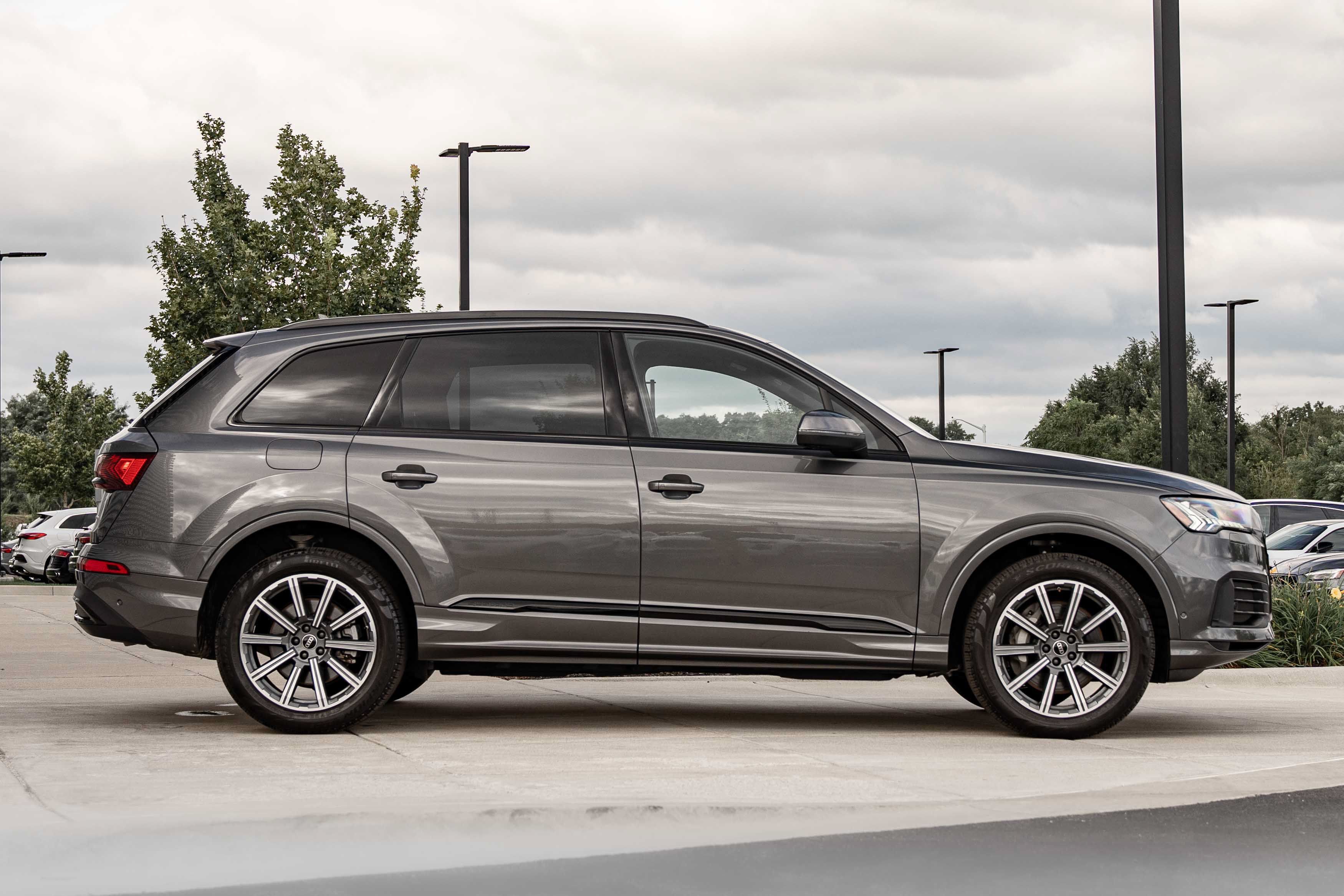 Certified 2023 Audi Q7 2.0T Premium Plus w/ Premium Plus Package AWD/4WD image 3