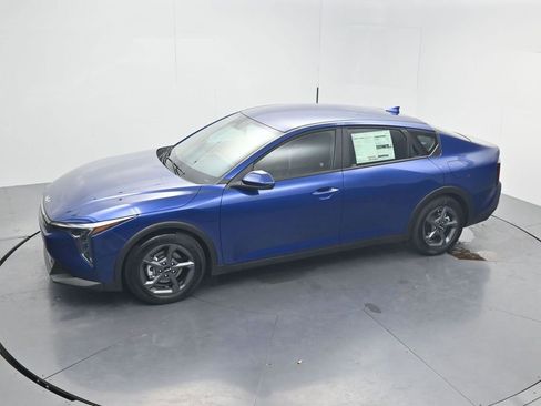 New 2026 Kia K4 LXS image 44