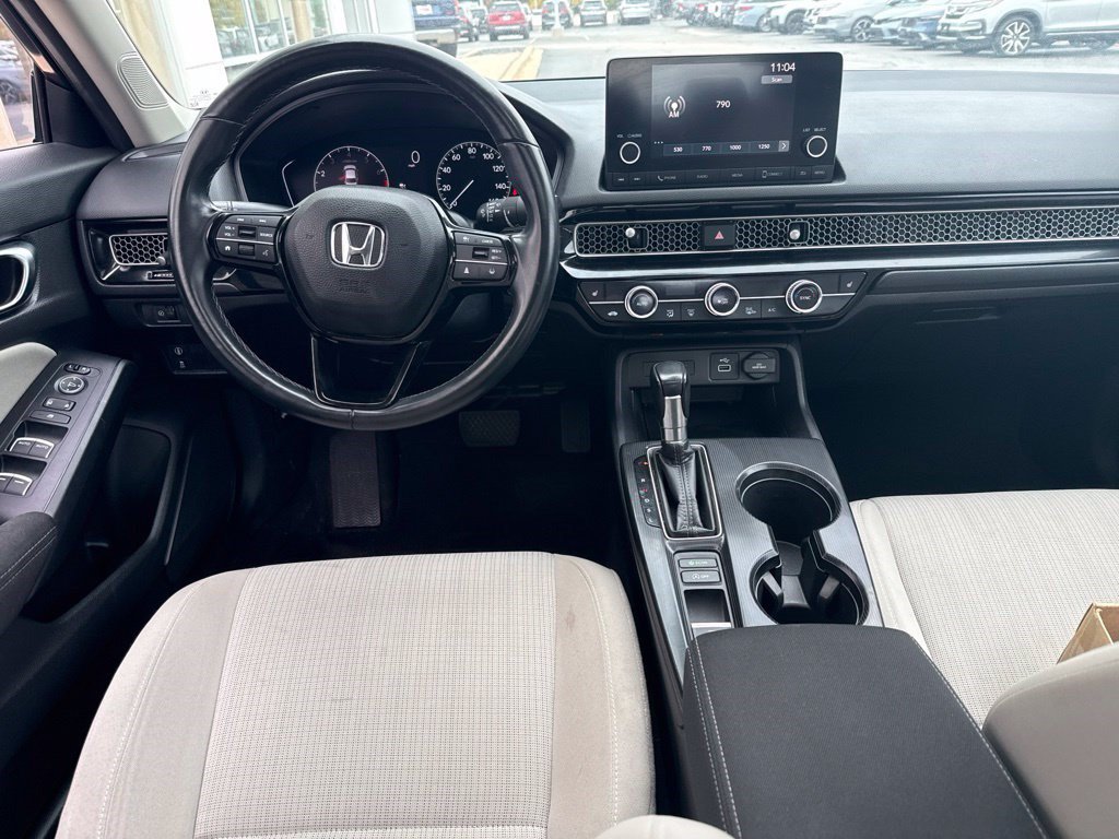 Used 2022 Honda Civic EX image 5