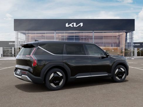 New 2026 Kia EV9 Light RWD image 6