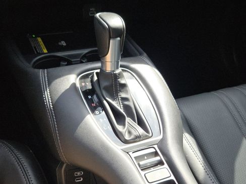 Certified 2025 Honda HR-V EX-L image 32