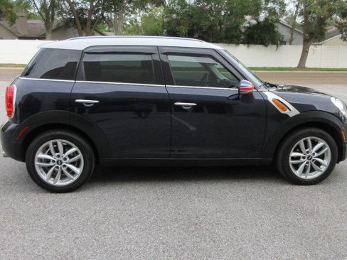 Used 2014 MINI Cooper Countryman w/ Cold Weather Package image 6