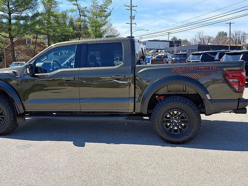 Used 2025 Ford F150 Raptor image 6