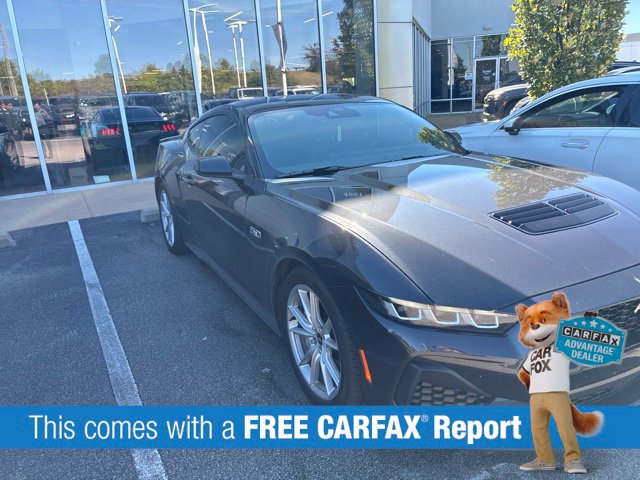 Used 2024 Ford Mustang GT Premium RWD image 2