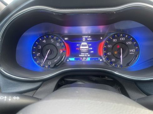 Used 2015 Chrysler 200 S w/ Navigation & Sound Group I image 30