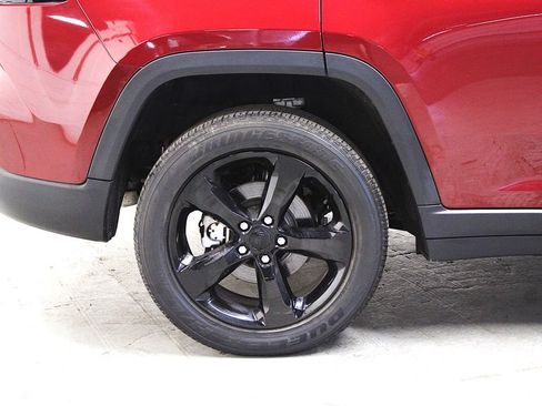 Certified 2023 Jeep Grand Cherokee Altitude AWD/4WD image 34