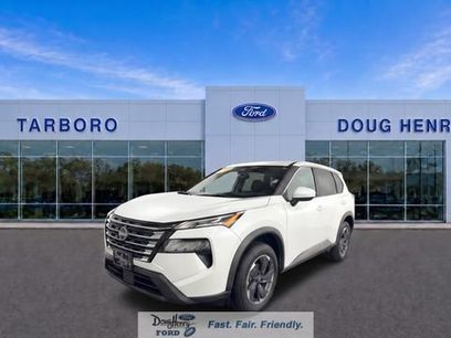 Used 2025 Nissan Rogue SV