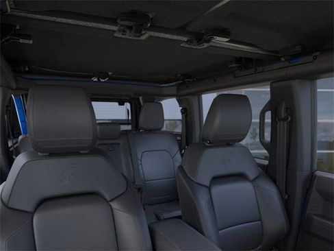 New 2025 Ford Bronco Badlands w/ Sasquatch Package image 12